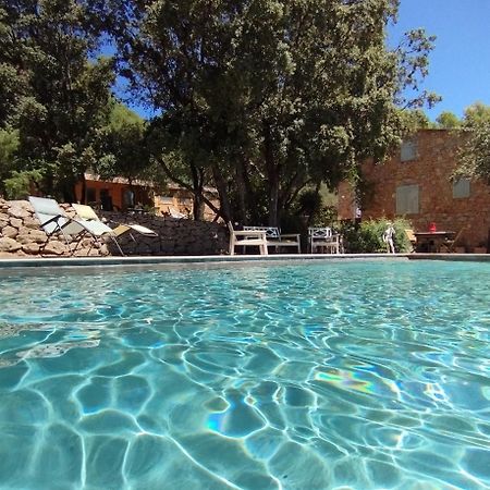 Entrecasteaux La Bergerie Des Colles B&B 외부 사진