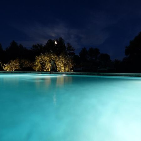 Entrecasteaux La Bergerie Des Colles B&B 외부 사진