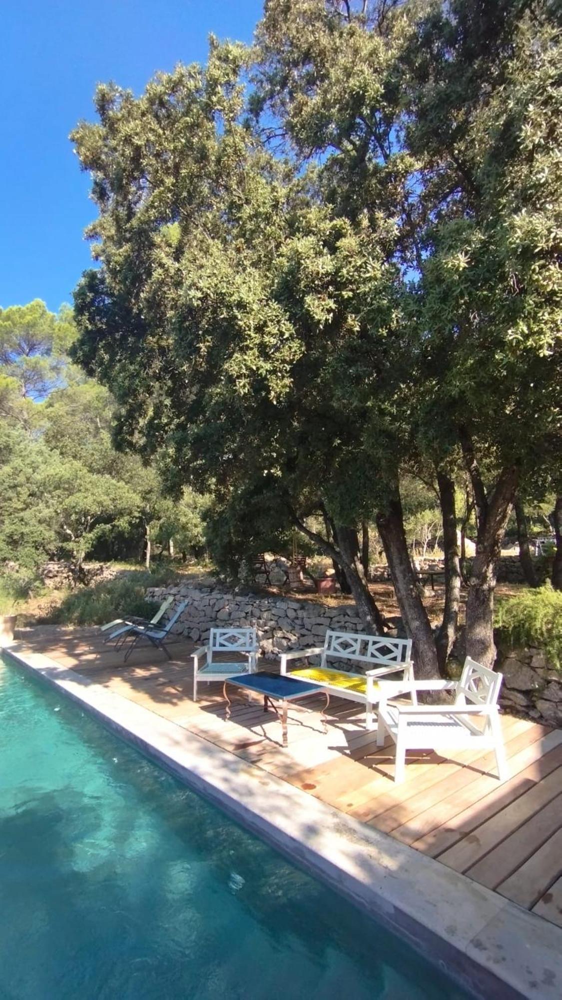 Entrecasteaux La Bergerie Des Colles B&B 외부 사진