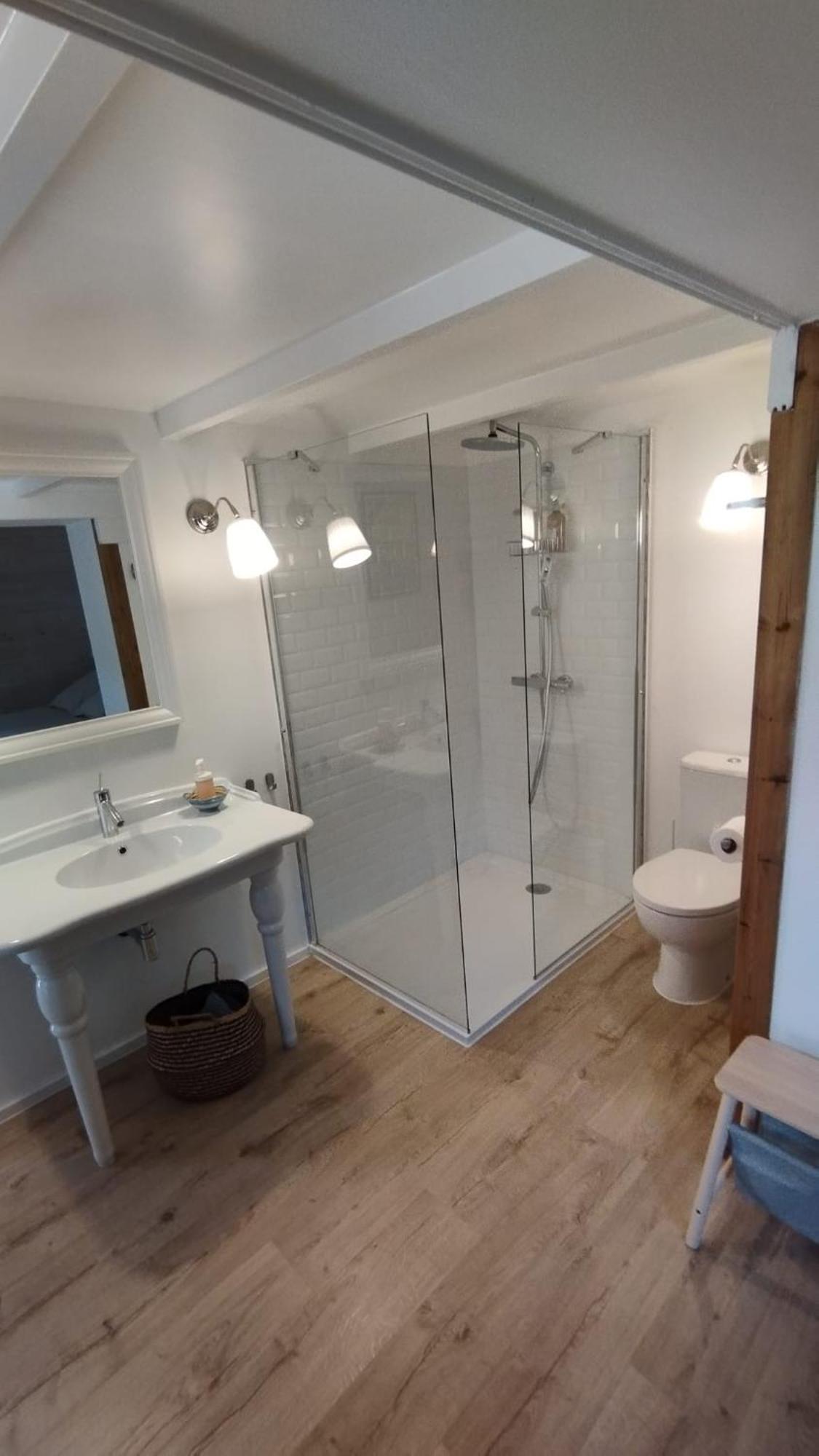 Entrecasteaux La Bergerie Des Colles B&B 외부 사진