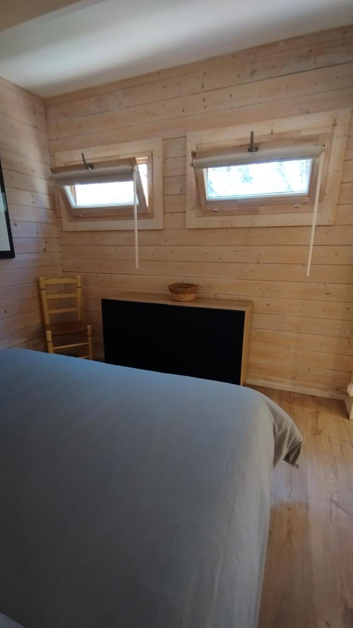 Entrecasteaux La Bergerie Des Colles B&B 외부 사진