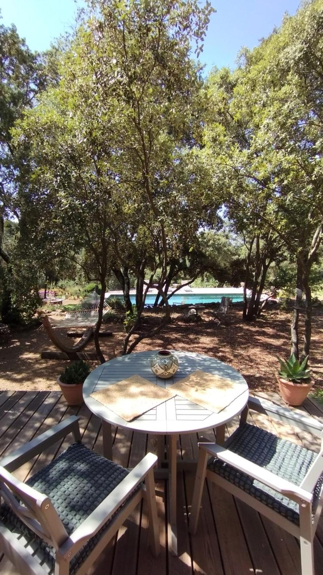 Entrecasteaux La Bergerie Des Colles B&B 외부 사진