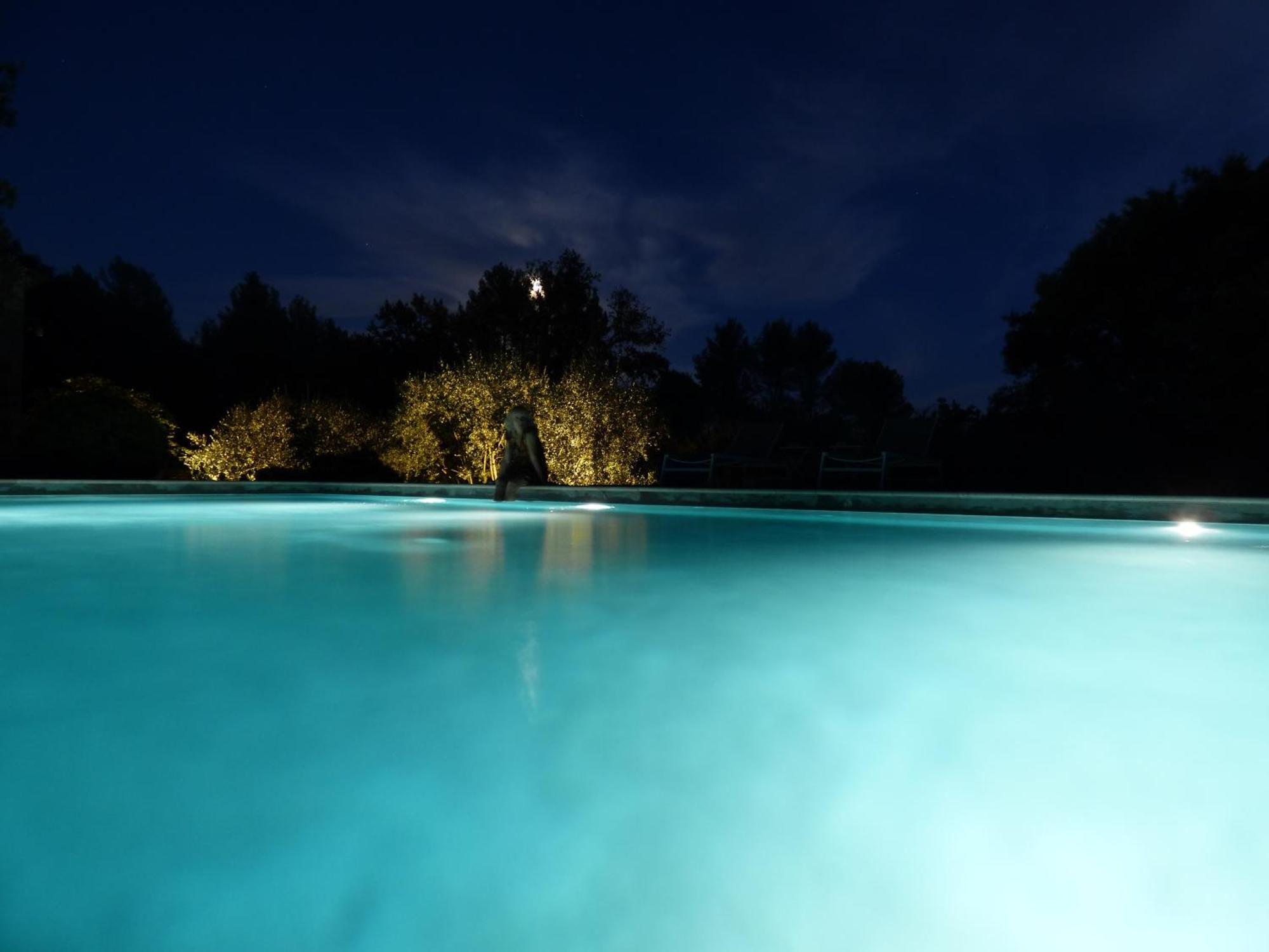 Entrecasteaux La Bergerie Des Colles B&B 외부 사진